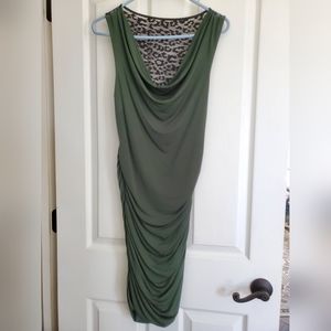 Express | Size Small | Dark Green Sleeveless Ruched Lace Dress